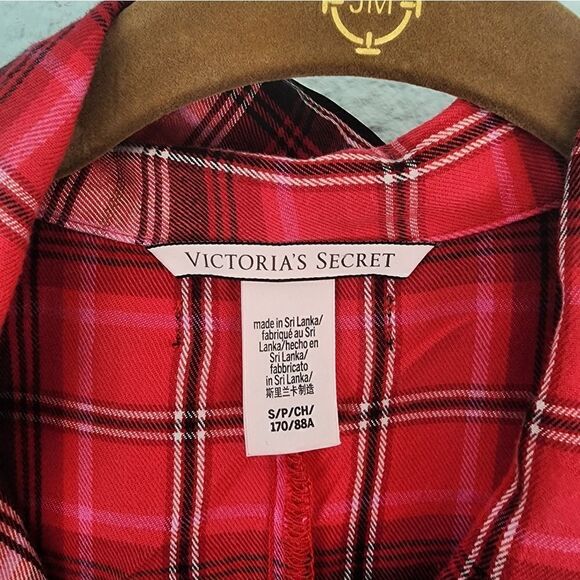 Victoria's secret flannel plaid pajama romper - Picture 6 of 13